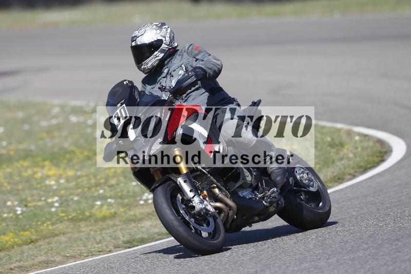 /35 07.08.2026  Discover the Bike ADR/Bike 1 gruen/30